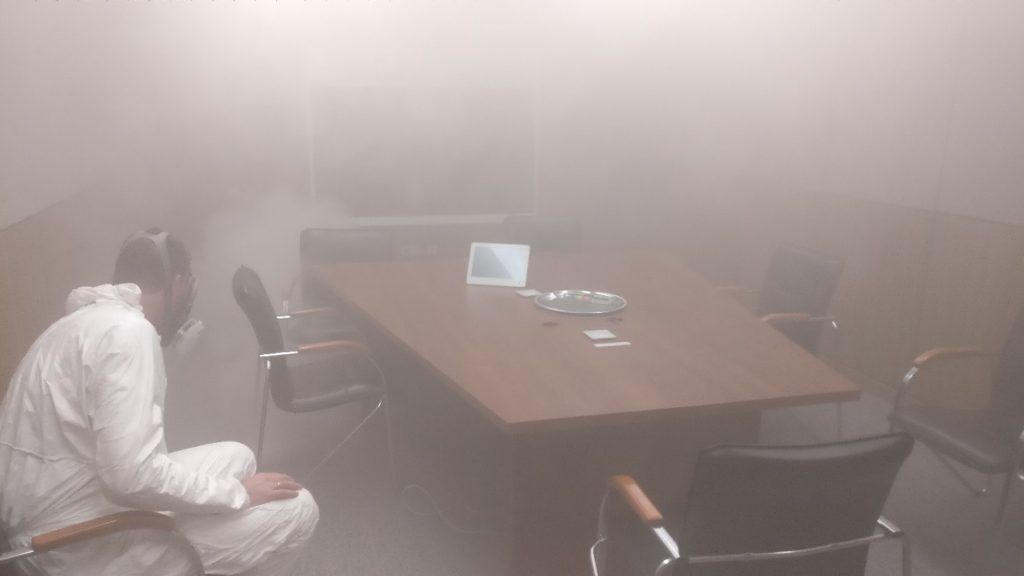 Сухой туман от запахов. Обработка сухим туманов в Пскове. Цены